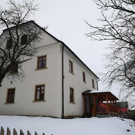 U Krizove Cesty Guest house Tvrdkov